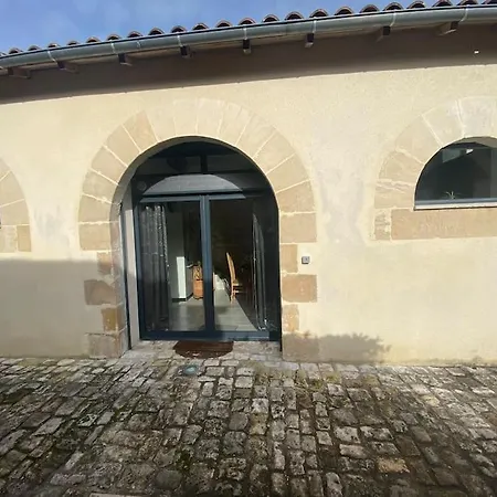 بيت للعطل Maison De Charme - Proche Futuroscope Montamisé